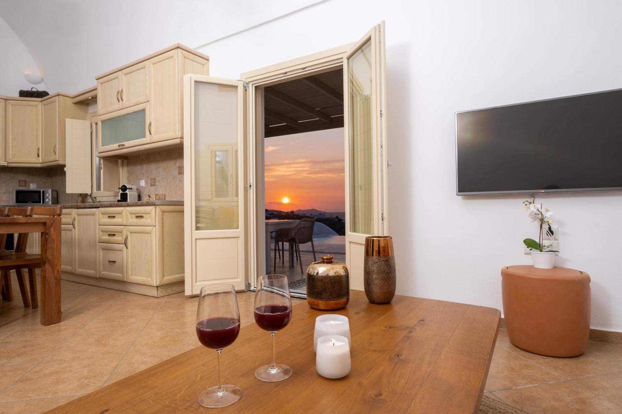 White Orchid Villa 피르고스 외부 사진