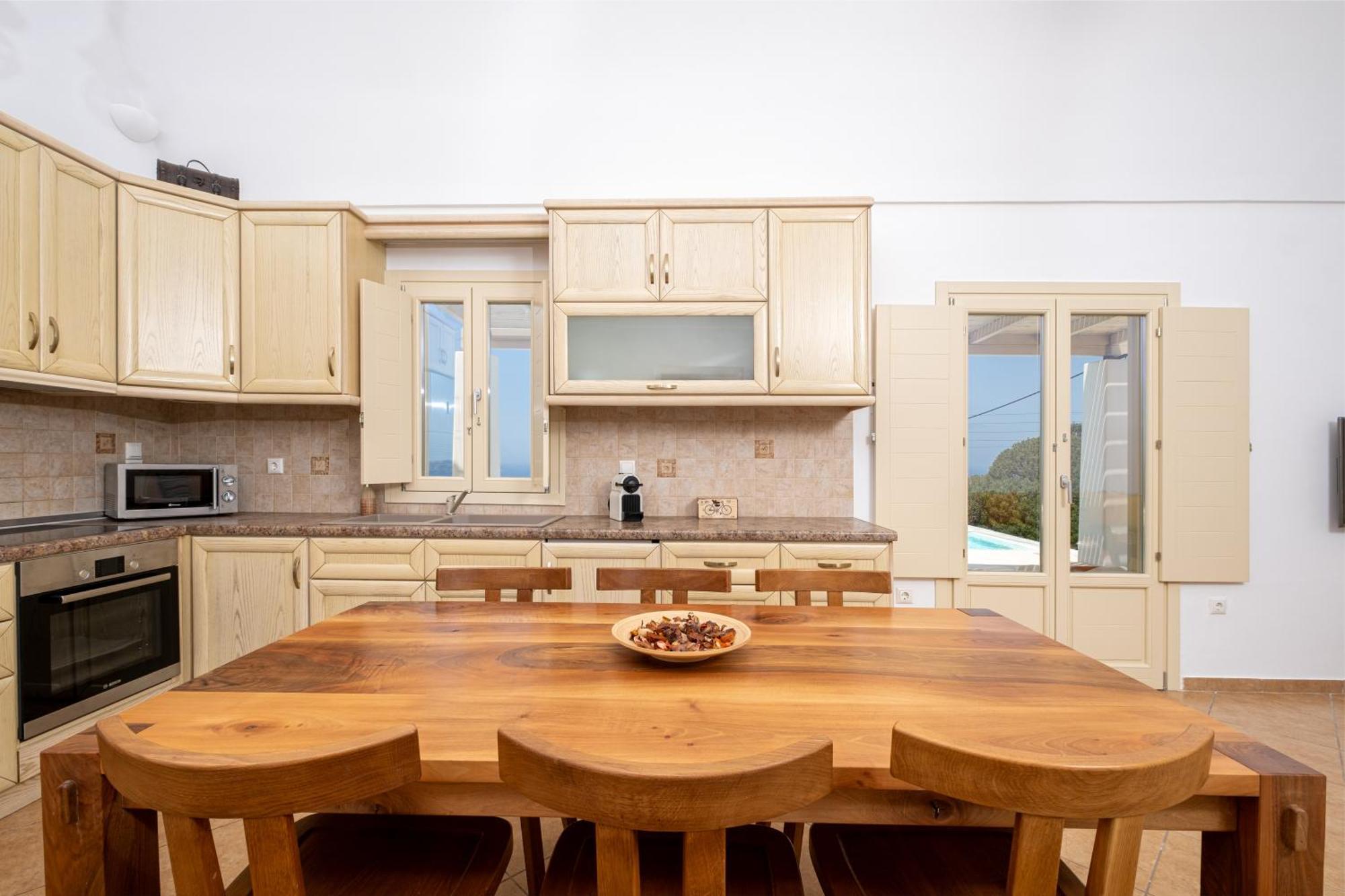 White Orchid Villa 피르고스 외부 사진